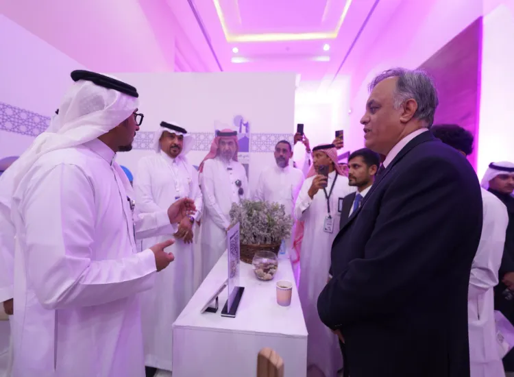 السفير الهندي بالرياض يزور معرض الكيف للقهوة والشوكولاتة والمكسرات في جازان