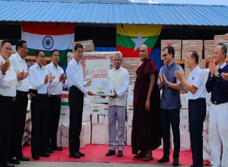 الهند تسلّم شحنة إغاثة جديدة إلى ميانمار في إطار عملية براهما