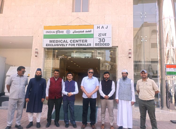 السفير سهيل خان يقوم باستعراض شامل لاستعدادات الحج في مكة المكرمة