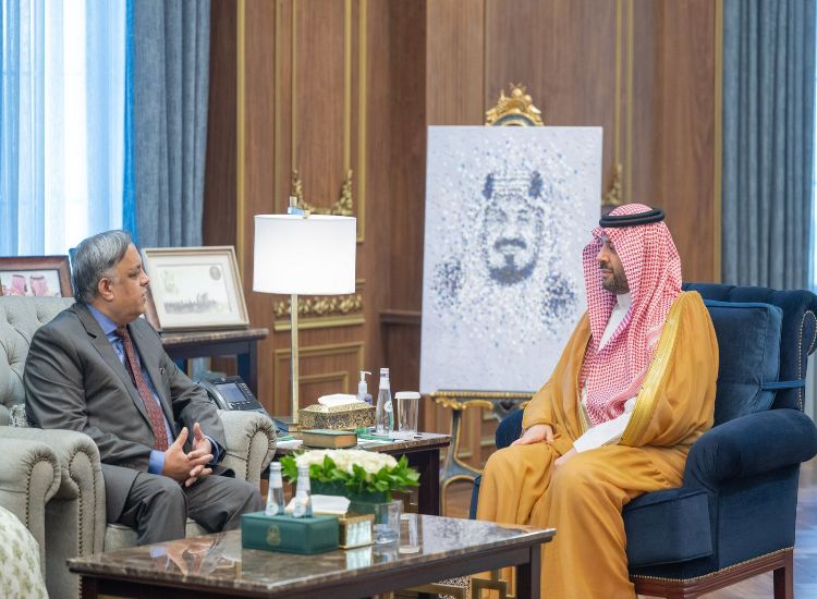 سفير الهند لدى السعودية يلتقي بأمير منطقة الحدود الشمالية