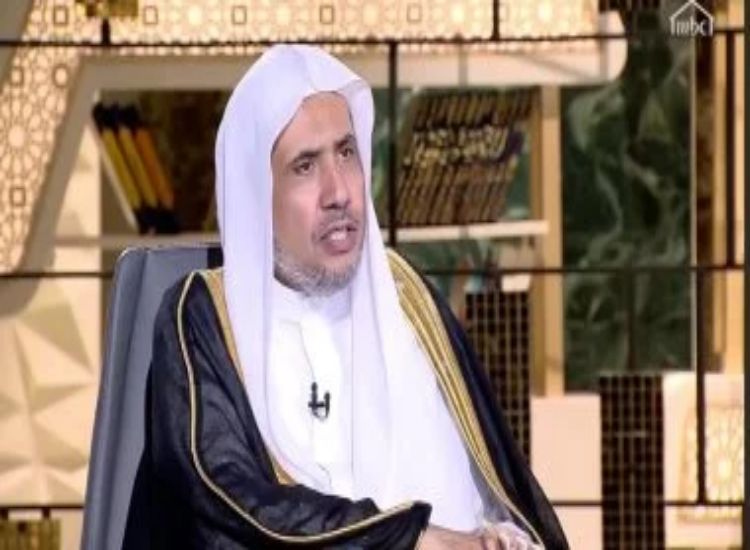 رابطة العالم الإسلامي ترحّب بقرار محكمة بريطانية إدانةَ رجل أحرقَ نسخة من القرآن
