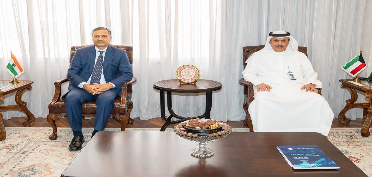 سفير الهند لدى الكويت يبحث مع المدير العام لـ