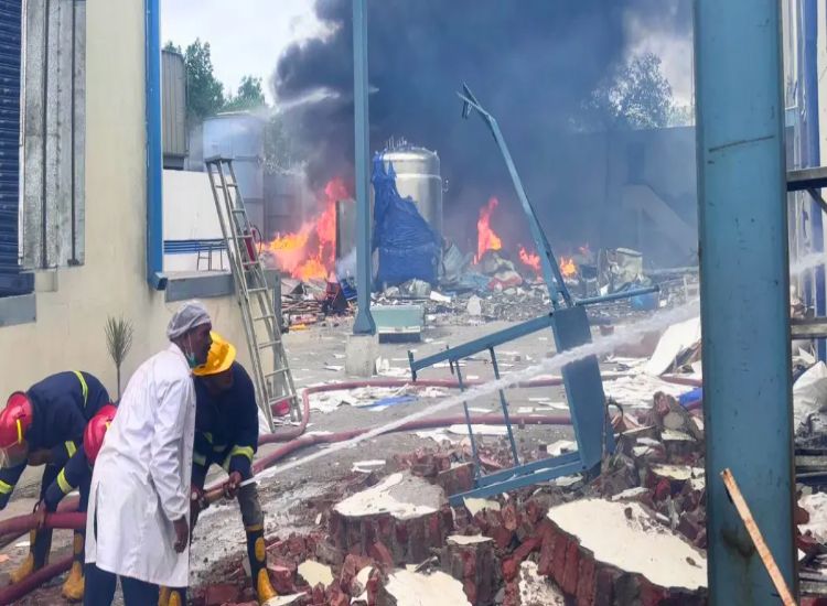 الشرطة: مقتل ثمانية أشخاص وإصابة عدد من الآخرين في انفجار بمصنع للأدوية في ولاية تيلانغانا