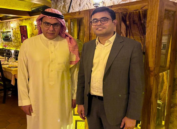 المستشار شارق بدر يلتقي بنائب المدير العام في شبكة 
