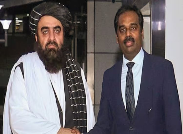 وزير الخارجية الأفغاني أمير خان متقي يصل إلى الهند