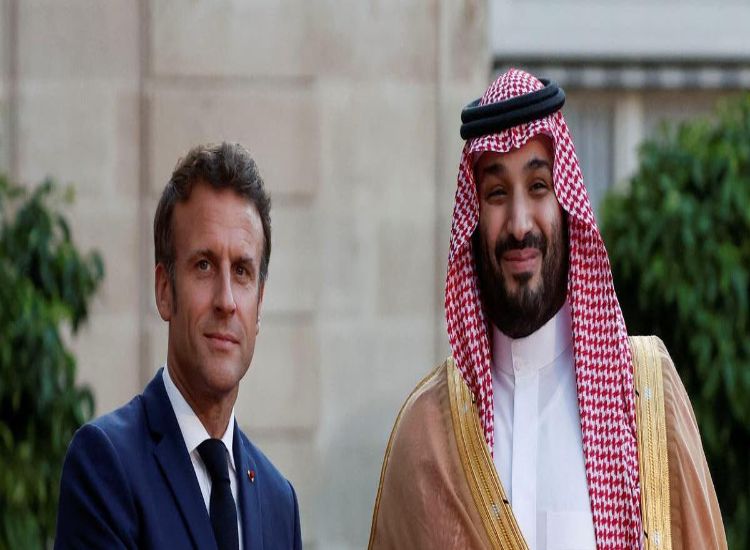 ولي العهد السعودي والرئيس الفرنسي يبحثان هاتفيًا التعاون الثنائي وعددًا من القضايا ذات الاهتمام المشترك