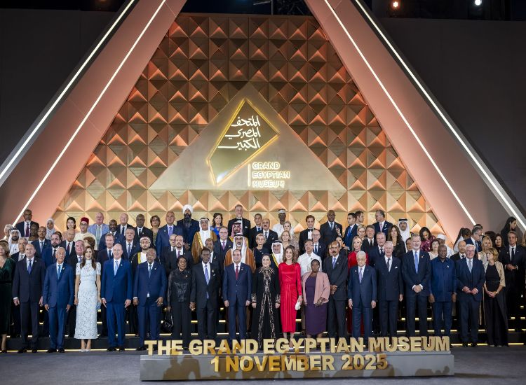 وزير الدولة للسياحة سوريش غوبي يشارك في حفل افتتاح المتحف المصري الكبير