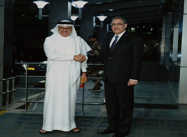 وزير الخارجية البحريني يصل إلى الهند للمشاركة في رئاسة الاجتماع الوزاري الخامس للجنة العليا المشتركة بين البلدين