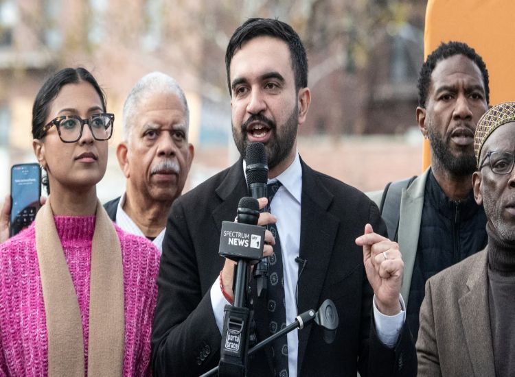 زهران ممداني يفوز برئاسة بلدية نيويورك