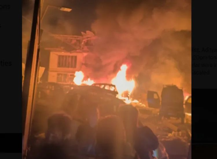 مقتل 6 أشخاص وإصابة 27 في انفجار بسريناغار