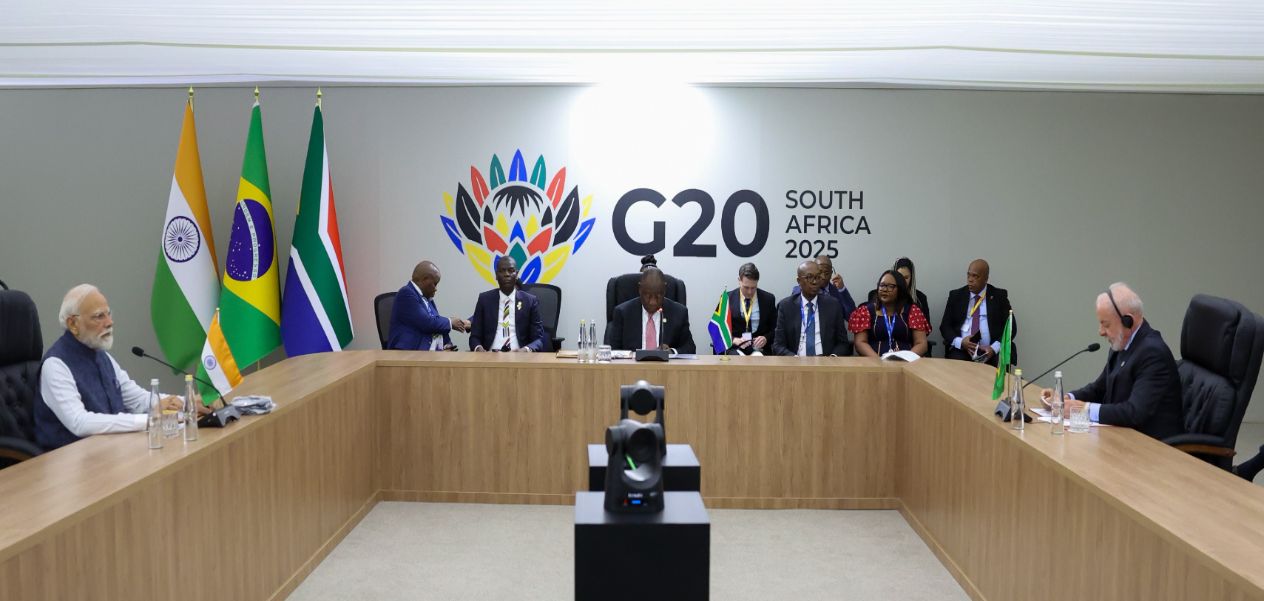 رئيس الوزراء مودي يشارك في اجتماع قادة 