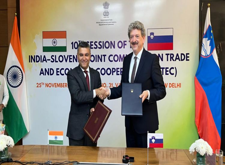 الهند وسلوفينيا تبحثان تعزيز التعاون الاقتصادي خلال الجلسة العاشرة للجنة المشتركة في نيودلهي
