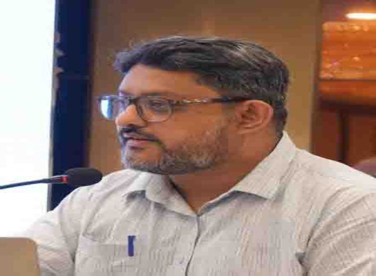 باحثان من جامعة عليكراه الإسلامية يحصدان جائزة أفضل عرض في ندوة دولية حول بيئات التعلّم الحديثة