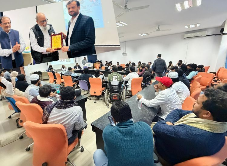 ورقة بحثية تربط الهنود الحمر بفلسطين: قراءةٌ نقدية في ثلاثة نصوص روائية