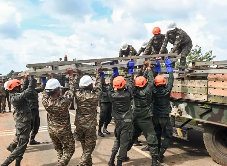 الجيش الهندي يواصل دعمه الإنساني لسريلانكا بعد إعصار ديتواه ضمن عملية 