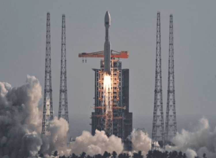 الصين تطلق مجموعةً جديدةً من الأقمار الاصطناعية للإنترنت