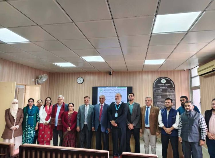 جامعة عليجراه تطلق دراسات 