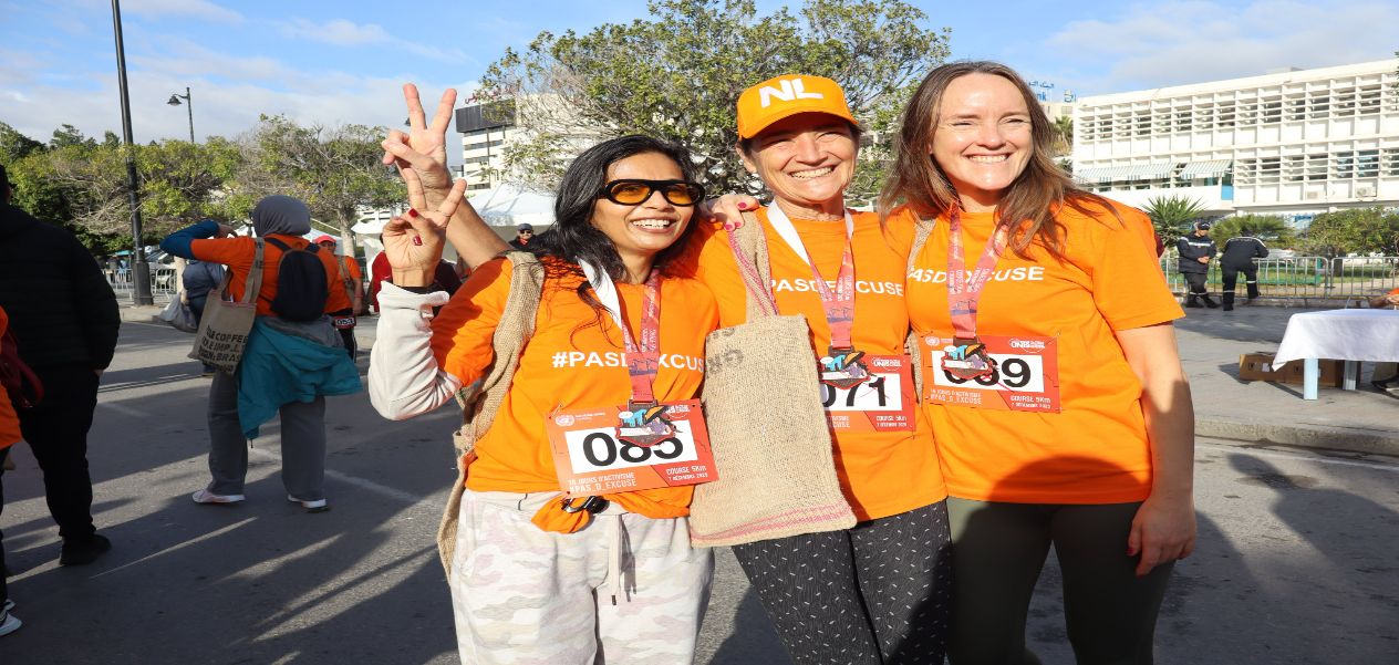 ديفياني خوبراجادِه تشارك في 