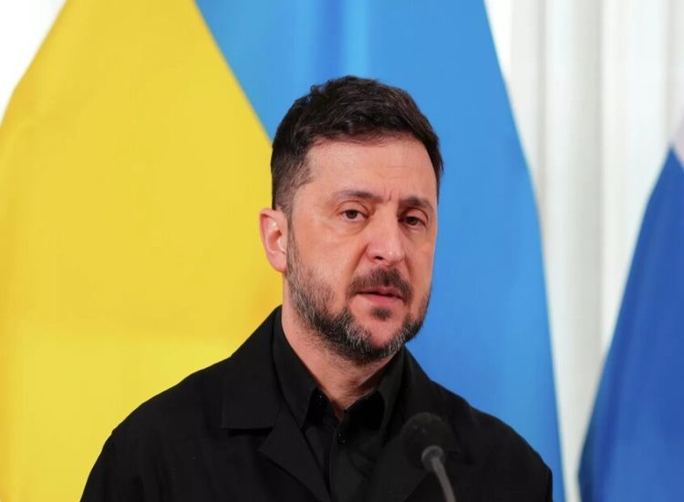 زيلينسكي يبدي استعداده لسحب القوات من منطقة صناعية شرقي بلاده