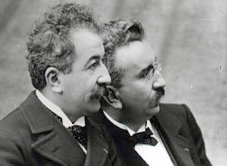 اليوم العالمي للسينما.. من عرض لوميير الأول إلى صناعة عالمية تشكّل الوعي والاقتصاد