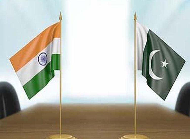 الهند وباكستان تتبادلان قوائم المواقع النووية والأسرى