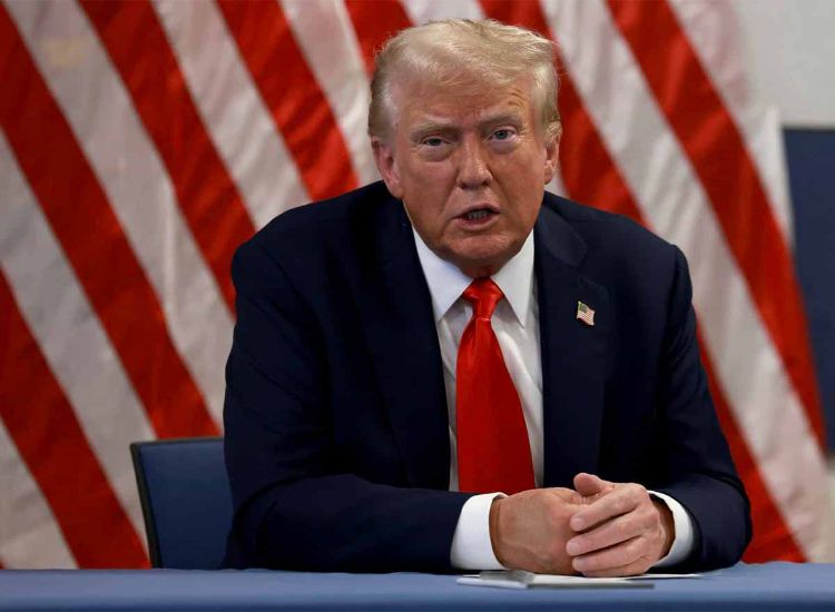 الرئيس الأمريكي ترامب 