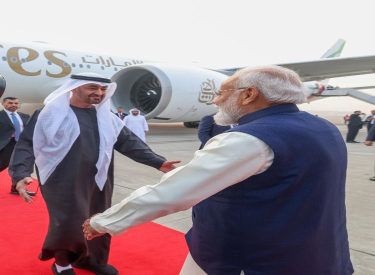 مودي يستقبل رئيس دولة الإمارات محمد بن زايد آل نهيان