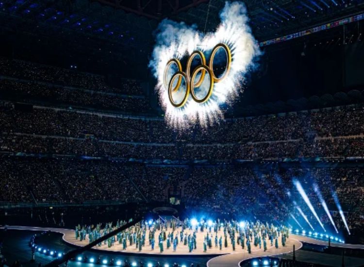 الرئيس الإيطالي يفتتح دورة الألعاب الأولمبية الشتوية