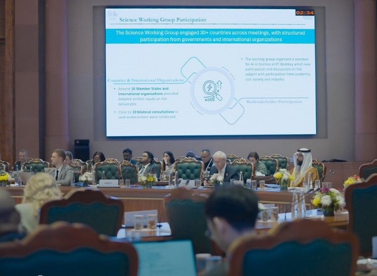 السعودية تستعرض الاستخدام المسؤول للذكاء الاصطناعي في جلسة دولية على هامش 