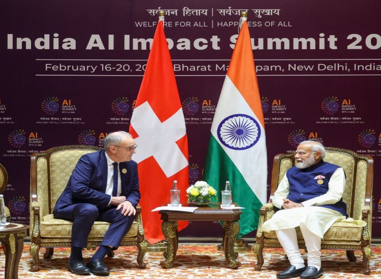 رئيس الوزراء مودي يرحّب باستضافة سويسرا القمة المقبلة للذكاء الاصطناعي