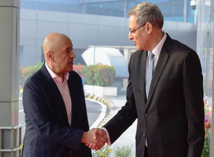 الأمين العام لمجلس التعاون الخليجي يصل إلى نيودلهي في زيارة رسمية