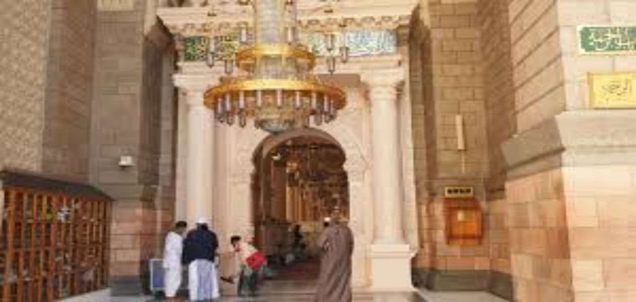 باب الرحمة في المسجد النبوي.. قصة تاريخية ارتبطت بحادثة الاستسقاء