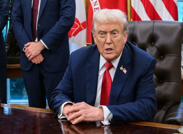 ترامب يتوعد باتخاذ إجراءات وشيكة ضد النظام الكوبي