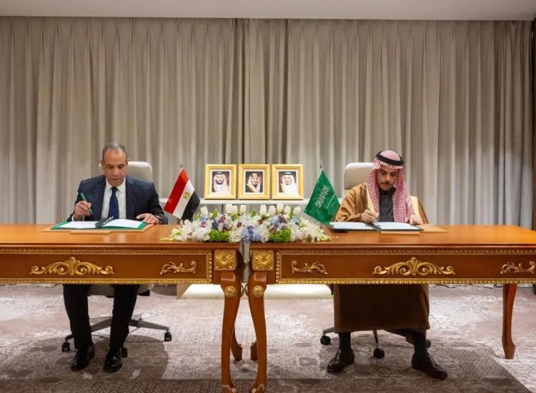 السعودية ومصر توقِّعان اتفاقية إعفاء متبادل لحاملي الجوازات الدبلوماسية والخاصة