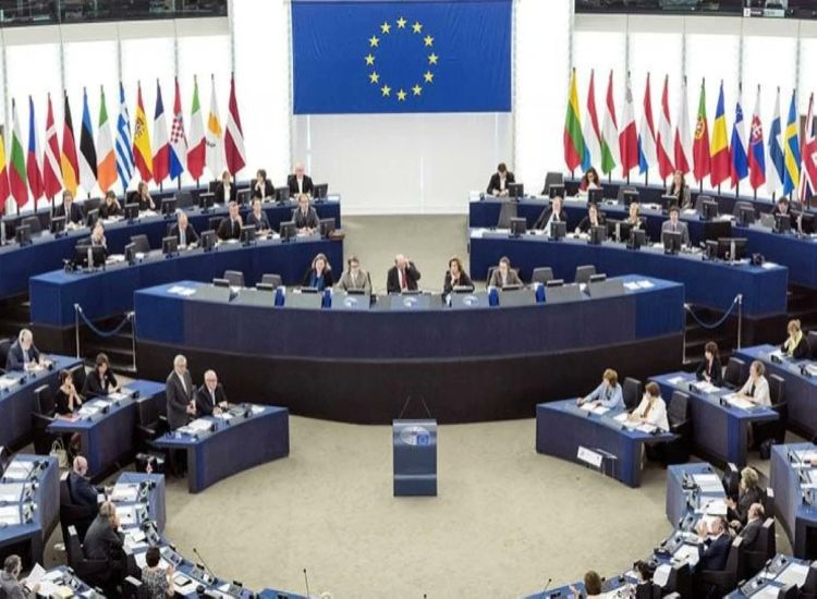 الاتحاد الأوروبي يدعو لخفض التصعيد بالمنطقة 