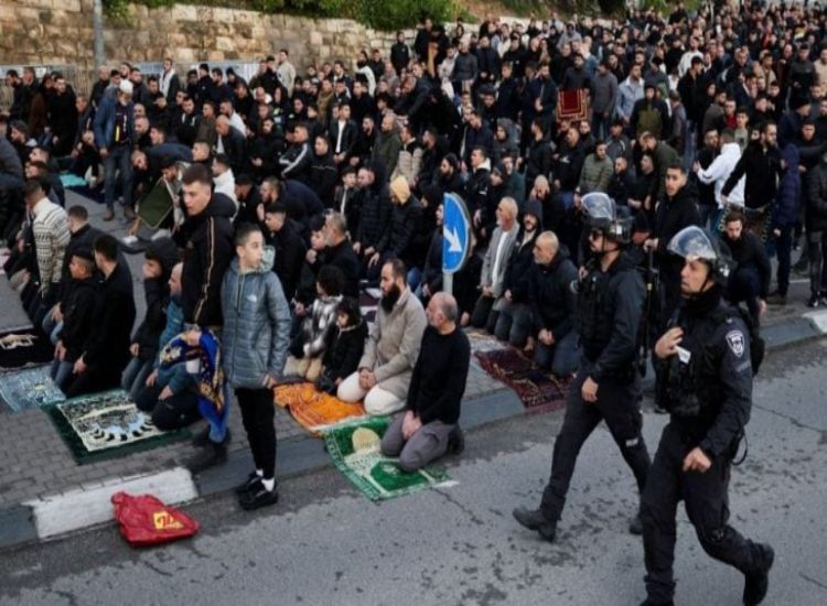 الاحتلال يمنع صلاة العيد في المسجد الأقصى