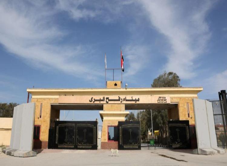 معبر رفح البري يستقبل دفعة من العائدين الفلسطينيين