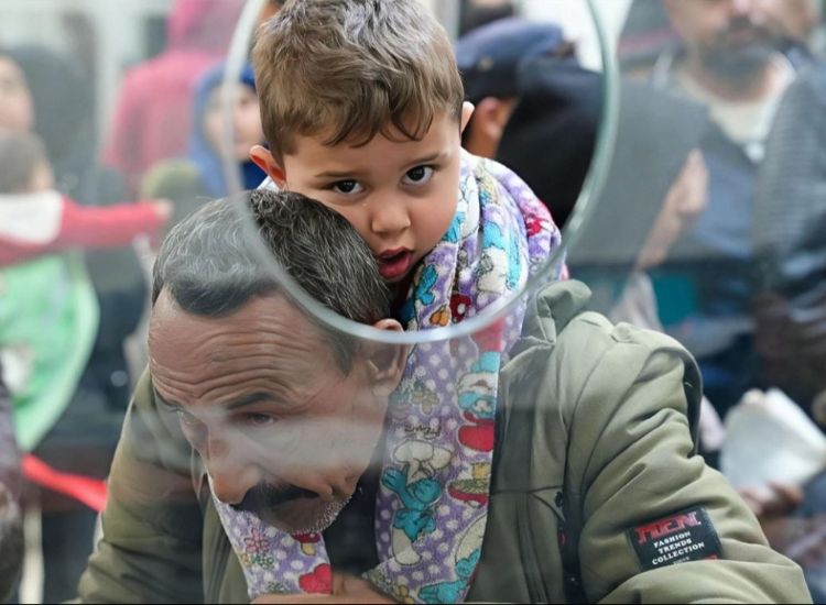 المنظمة الدولية للهجرة: أكثر من 130 ألف نازح عبروا من لبنان إلى سوريا