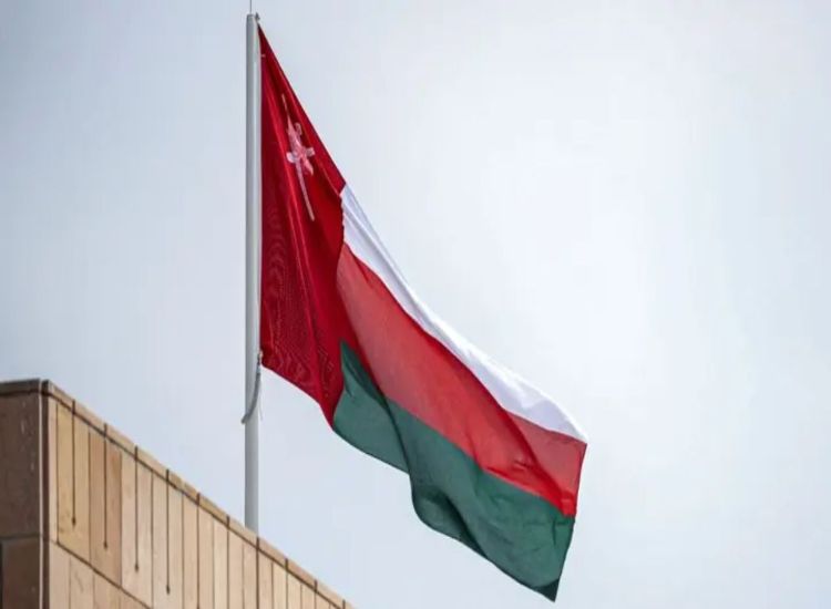 عُمان ترحّب بإعلان وقف إطلاق النار بين أميركا وإيران