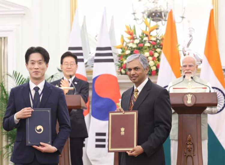 الهند وجمهورية كوريا توقّعان مذكرة تفاهم لتعزيز التعاون في قطاع المشروعات متناهية الصغر والصغيرة والمتوسطة