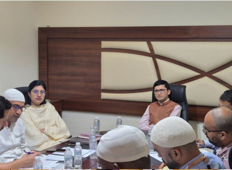 عقد اجتماع استعراض في إطار الاستعدادات لموسم الحج 2026م