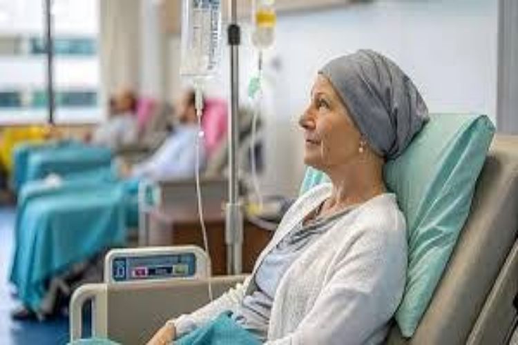 دراسة إيطالية: الصوم يعزز فعالية العلاج الكيماوي لدى مريضات سرطان المبيض