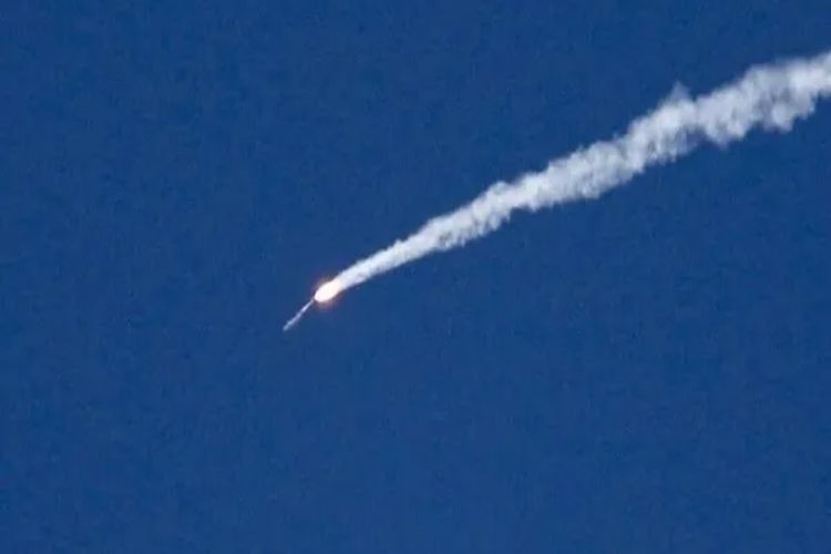 البحرين تعلن التصدي لعدد من الاعتداءات الجوية الإيرانية