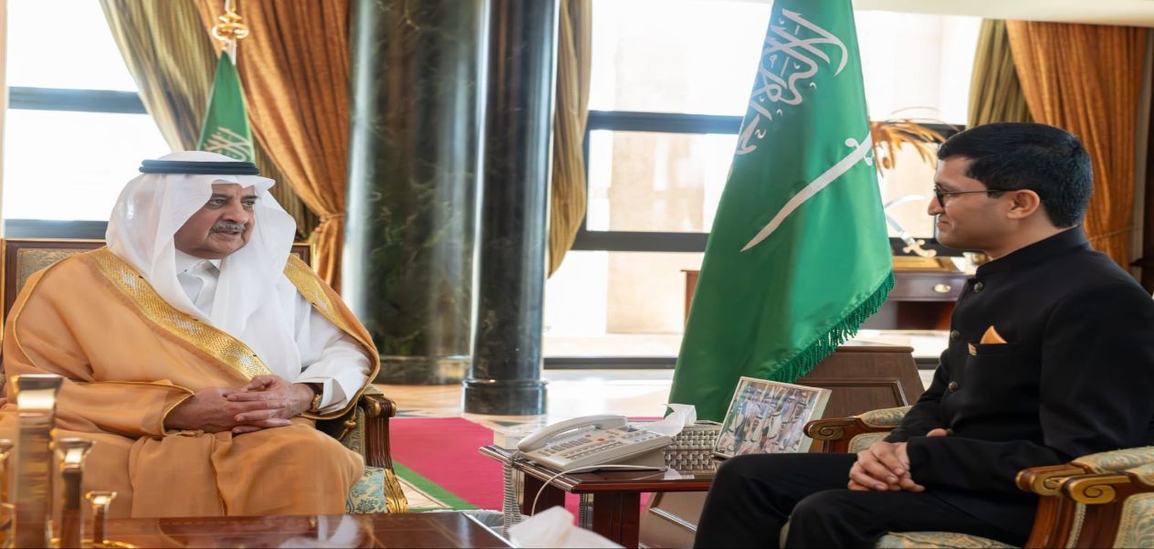 القنصل العام للهند بجدة يلتقي بأمير منطقة تبوك