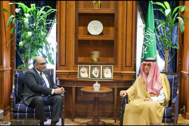 السفير فيبول يبحث مع عادل الجبير سبل تعزيز الشراكة الإستراتيجية بين الهند والسعودية