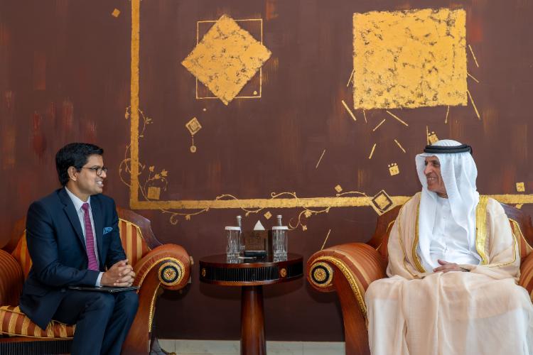 القنصل الهندي في دبي يلتقي حاكم رأس الخيمة لبحث تعزيز التعاون المشترك